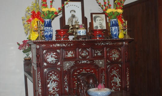 Báo Nhật đưa tin trực tiếp Nhật hoàng thăm khu lưu niệm Phan Bội Châu