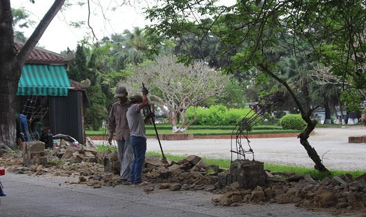 Huế: Tháo dỡ hàng rào công viên, người dân ủng hộ