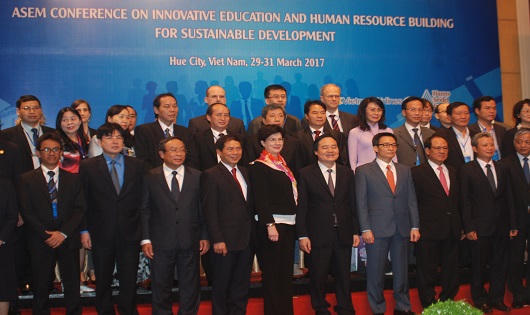 Chuyên gia ASEM họp bàn về giáo dục và xây dựng nguồn nhân lực tại Huế