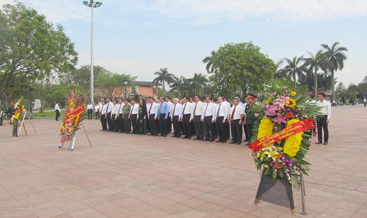 Lãnh đạo Trung ương tri ân cố Tổng Bí thư Lê Duẩn