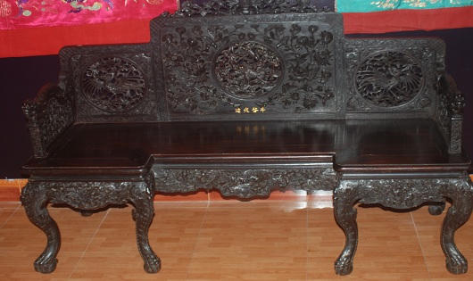 Chiêm ngưỡng vàng son, gấm vóc thời Nguyễn