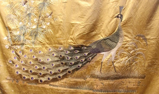 Chiêm ngưỡng vàng son, gấm vóc thời Nguyễn