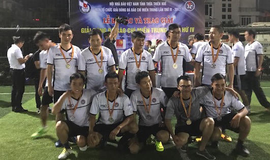 Bế mạc Giải bóng đá báo chí miền Trung lần 4 năm 2017