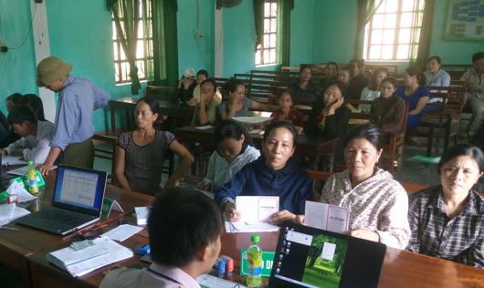 Ngân hàng CSXH thị xã Ba Đồn, triển khai dịch vụ tin nhắn đến khách hàng