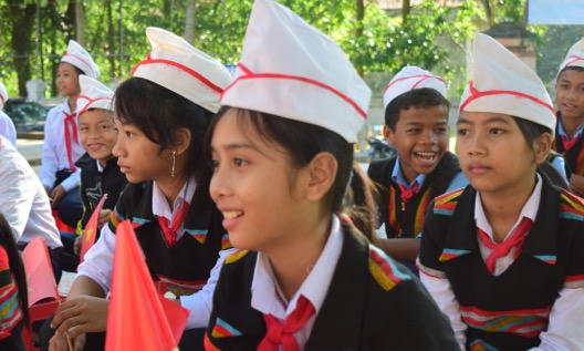 Công an Thừa Thiên Huế tặng xe đạp cho học sinh miền núi