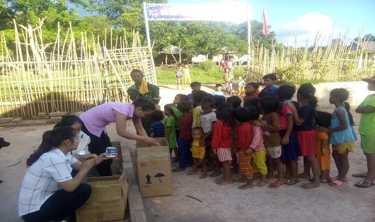 Tủ bánh mì kỳ diệu trên bản A Ngo