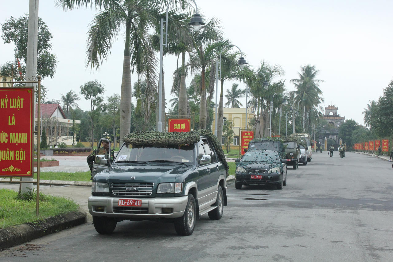 Diễn tập Chỉ huy - Tham mưu 1 bên 2 cấp trên bản đồ và ngoài thực địa