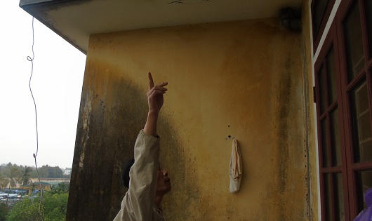 Thừa Thiên Huế: Người dân sống thấp thỏm lo sợ trong khu chung cư xuống cấp