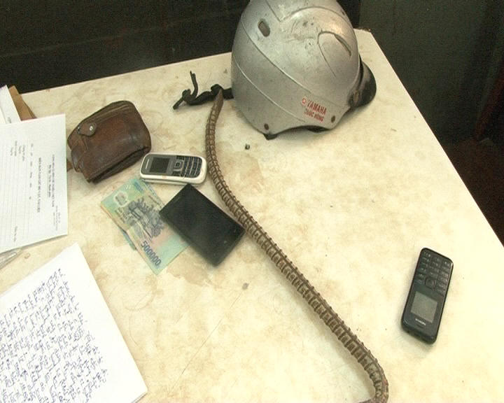 Bắt đối tượng đột nhập nhà dân trộm tiền 