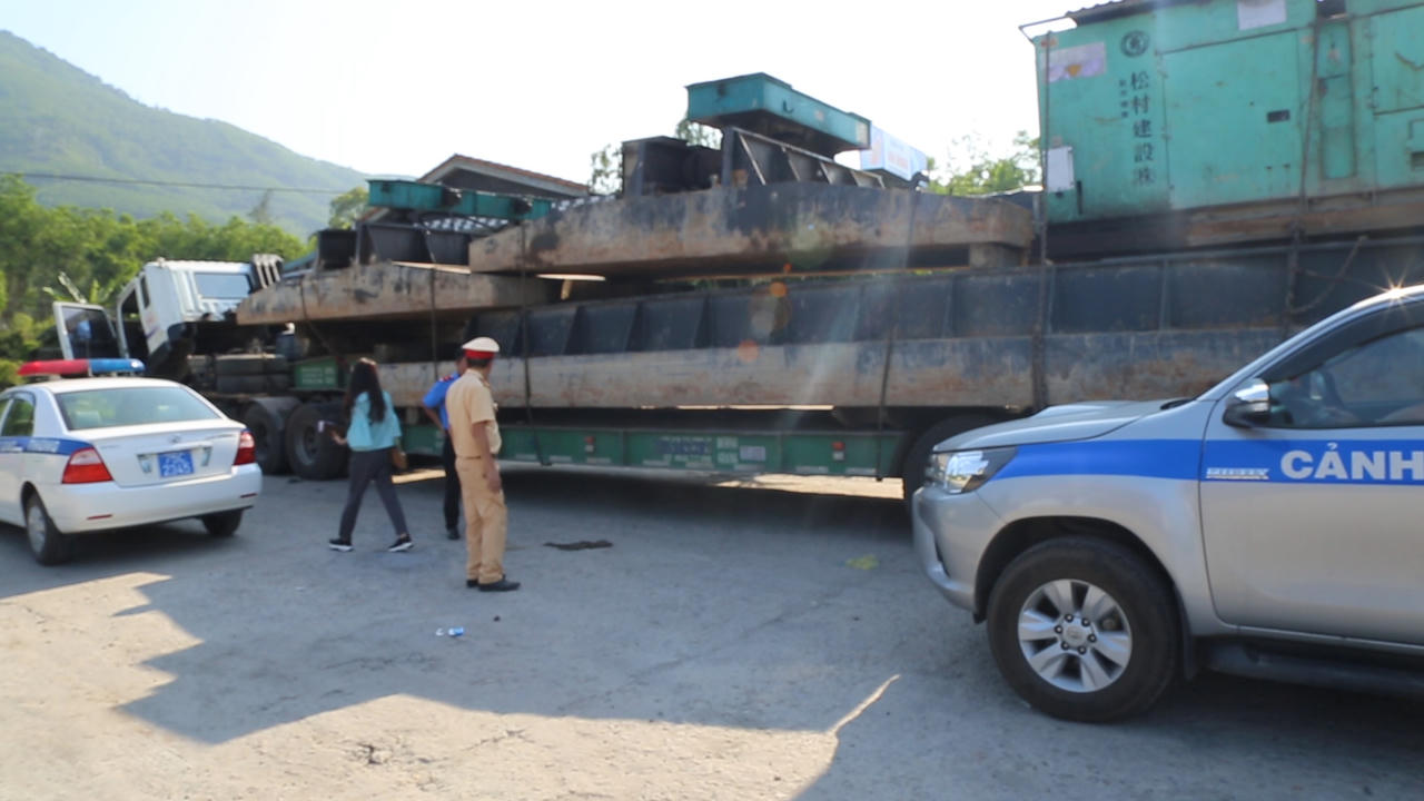 Xử phạt hơn 77 triệu đồng xe chở quá tải trọng 