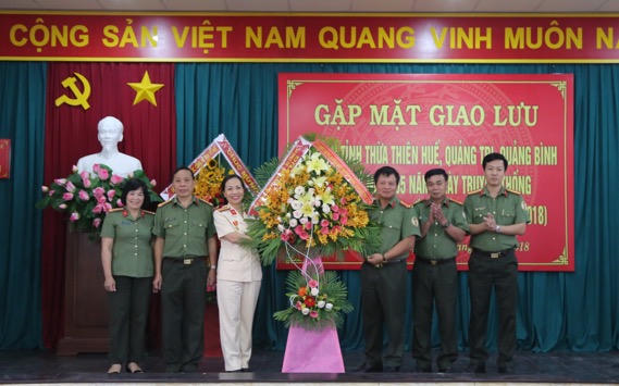 Huế: Gặp mặt, giao lưu Kỷ niệm 65 năm Ngày truyền thống xuất nhập cảnh   