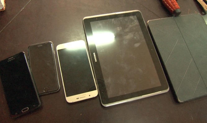 Nửa đêm bắt quả tang gã 9X trộm tài sản cửa hàng điện thoại