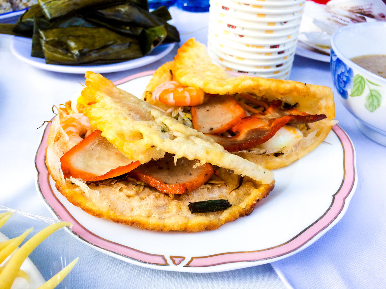 Đặc sắc triển lãm 'Hương sắc bánh Huế'