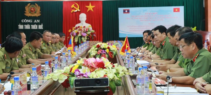 Công an Thừa Thiên Huế và Sở An ninh tỉnh Salavan Lào ký biên bản hợp tác