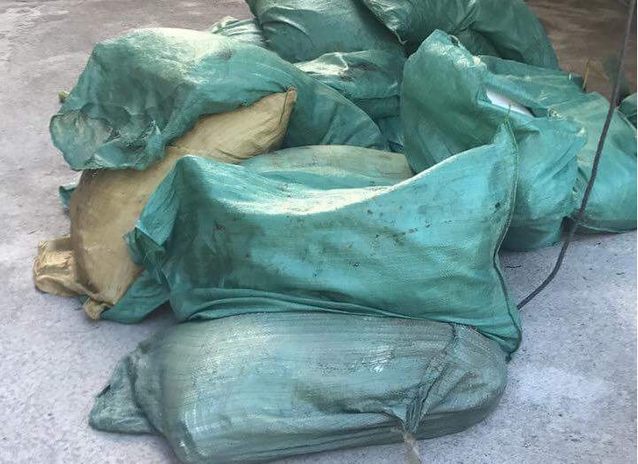 Xe chở hàng tấn đường và bột ngọt không rõ nguồn gốc tại Huế