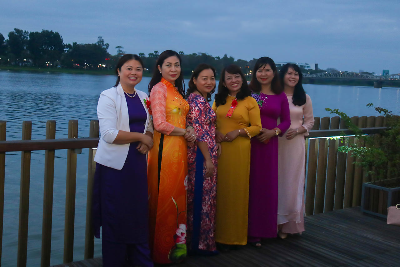 Khánh thành cây cầu gỗ lim trên sông Hương