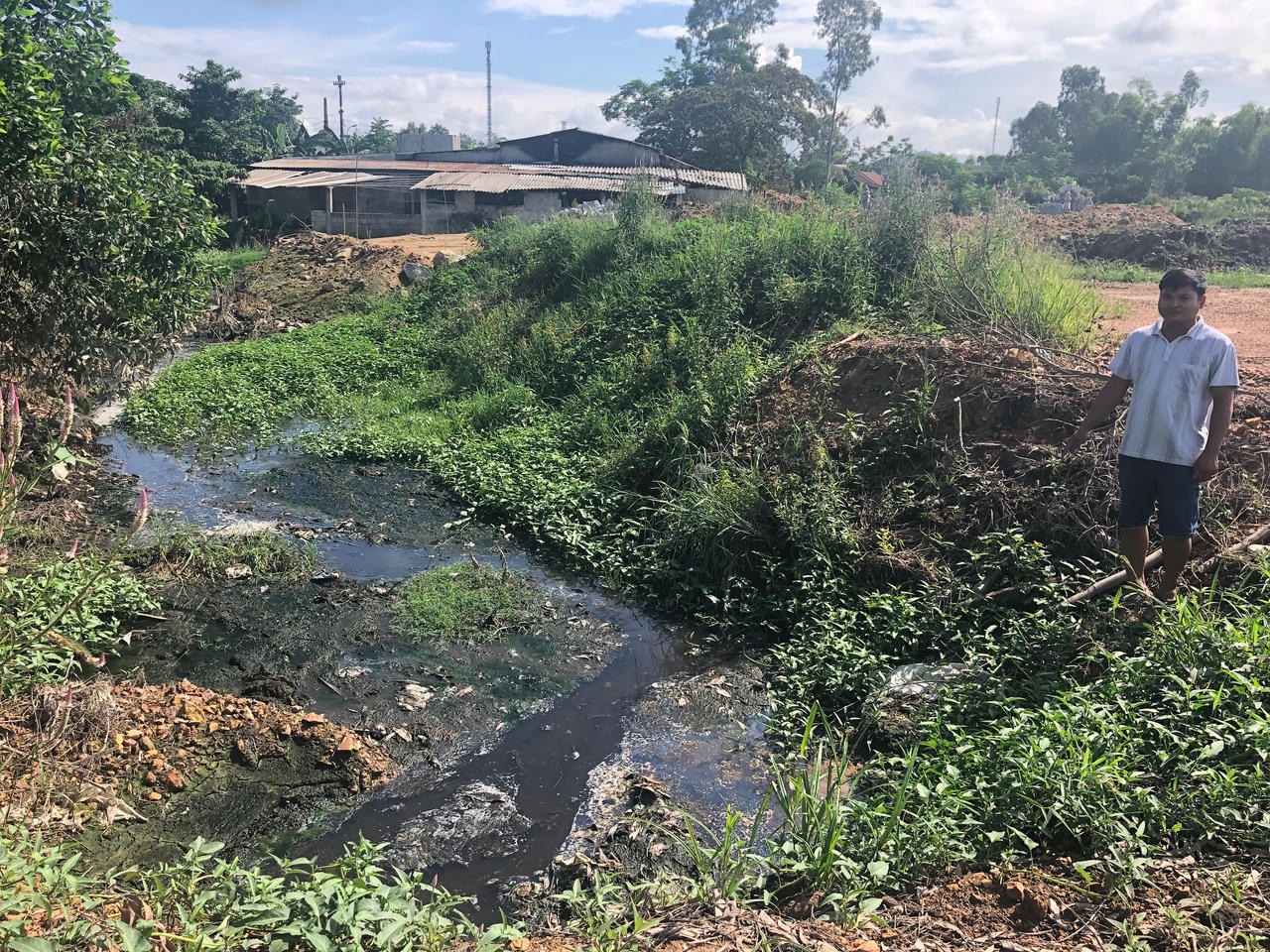 Thi công trụ sở khiến đường sắt Bắc-Nam bị ngập: Khẩn trương khắc phục