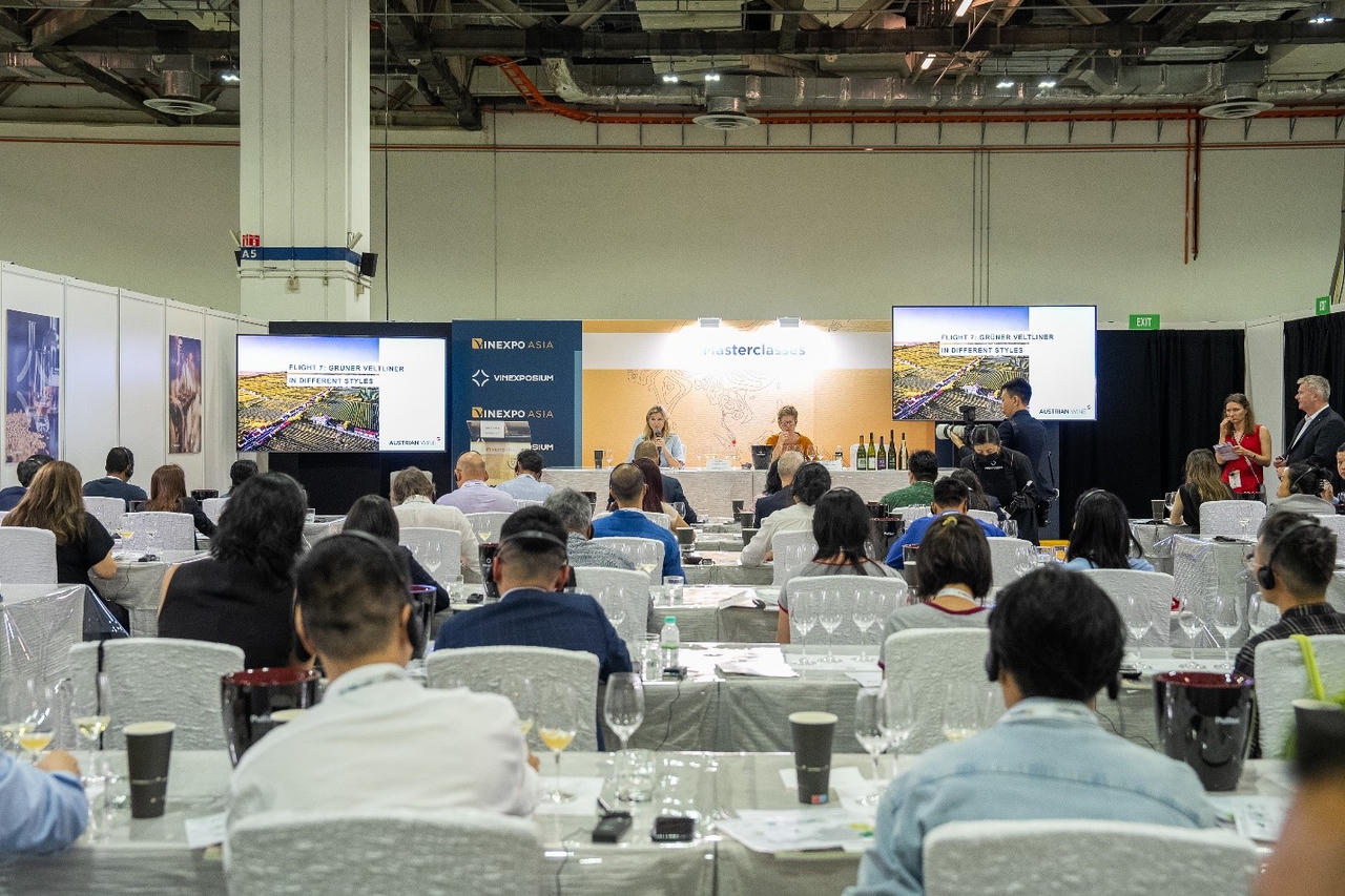 CCIFV hỗ trợ các doanh nghiệp Việt tham gia Triển lãm Quốc tế Vinexpo Asia 2025