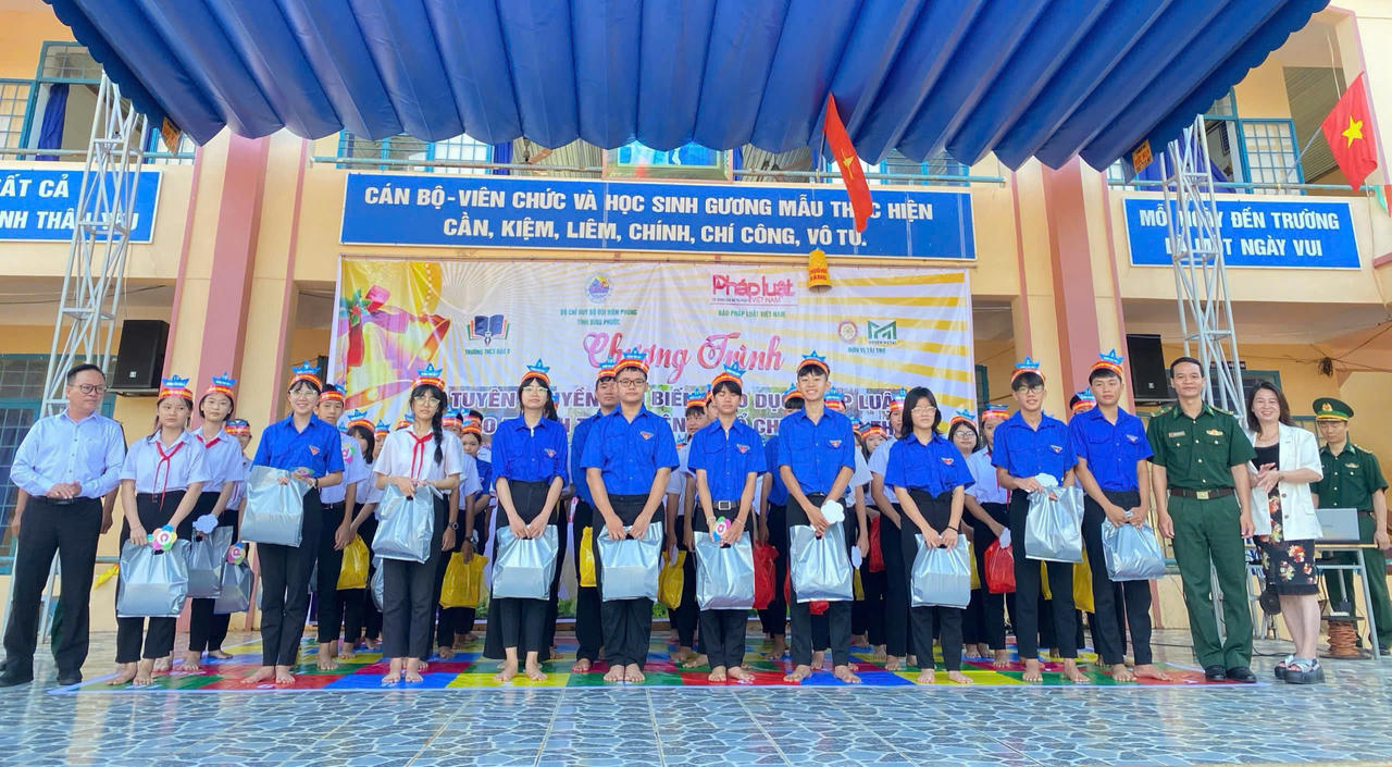 Báo Pháp luật Việt Nam phối hợp cùng BĐBP Bình Phước tổ chức cuộc thi tìm hiểu pháp luật