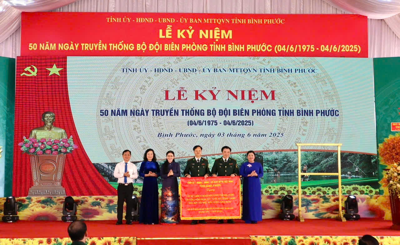 Bình Phước kỷ niệm 50 năm Ngày truyền thống Bộ đội Biên phòng tỉnh