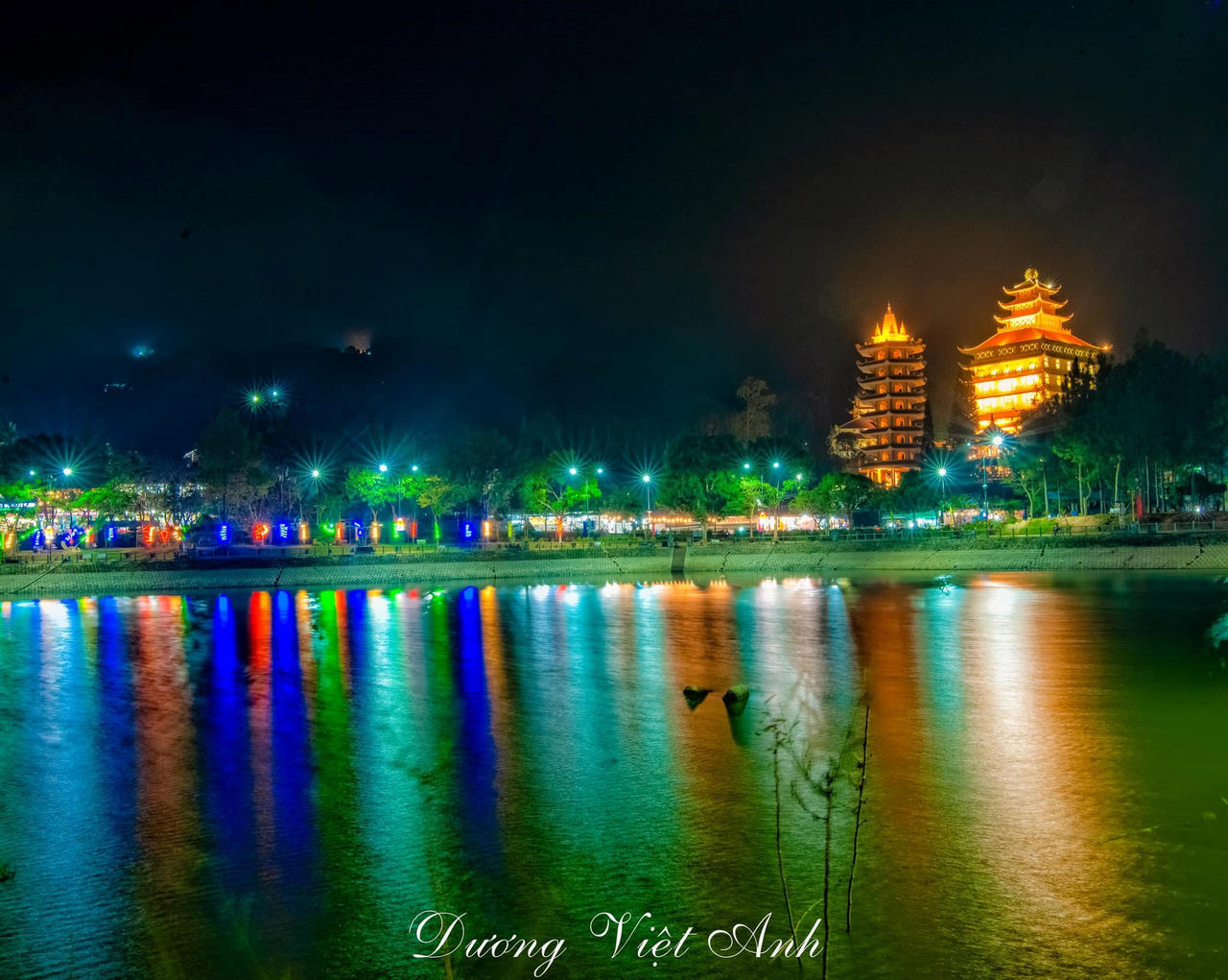 Huyền bí núi Cấm