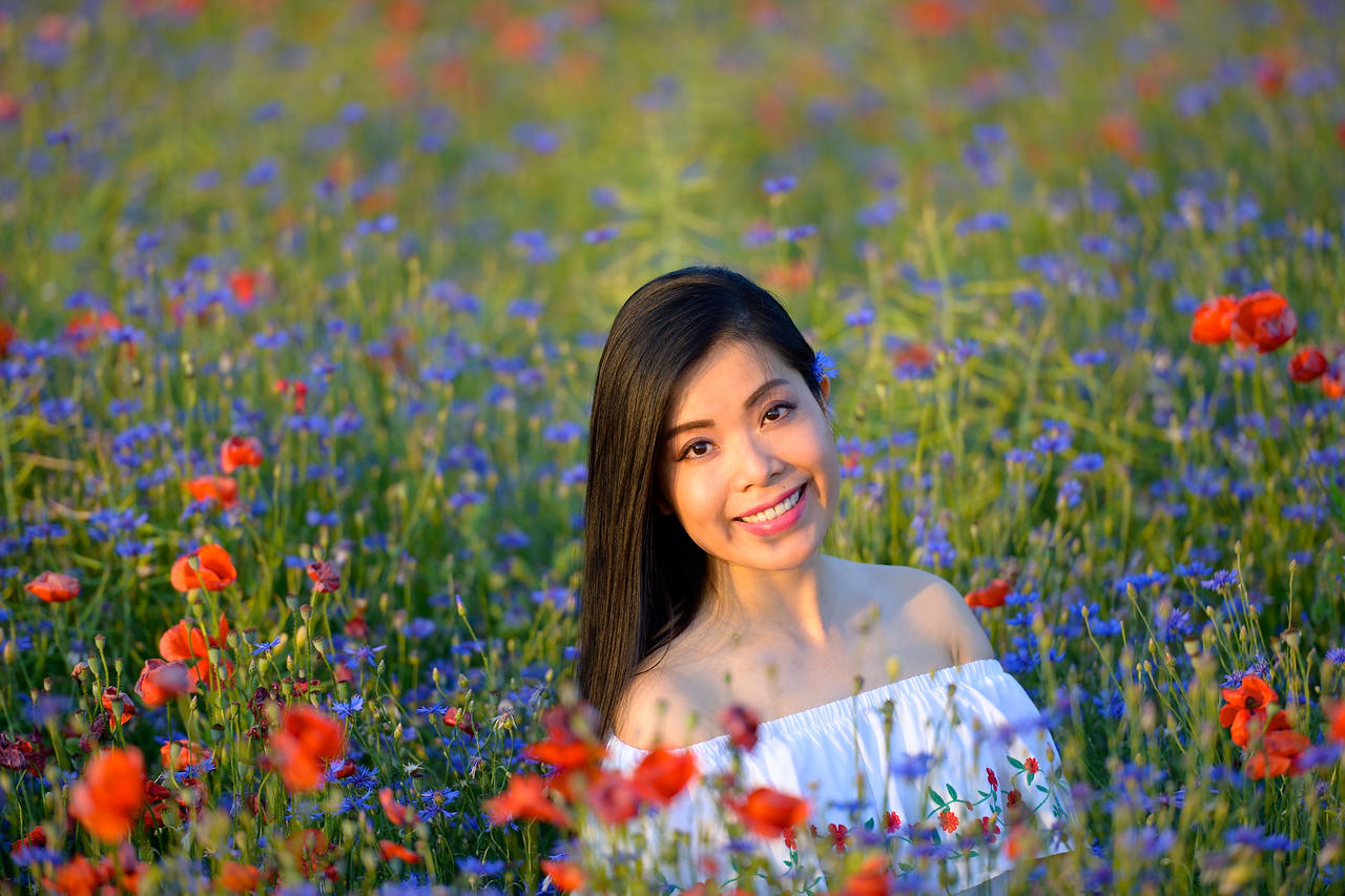 Phụ nữ đẹp nhất là khi trái tim lan tỏa được yêu thương! 