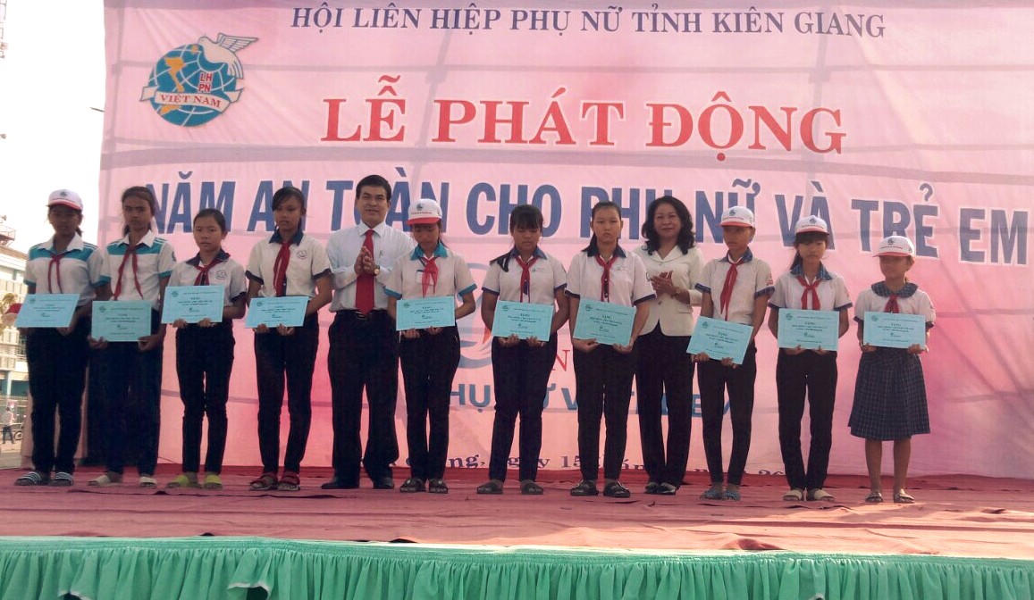 Kiên Giang phát động năm An toàn cho phụ nữ và trẻ em