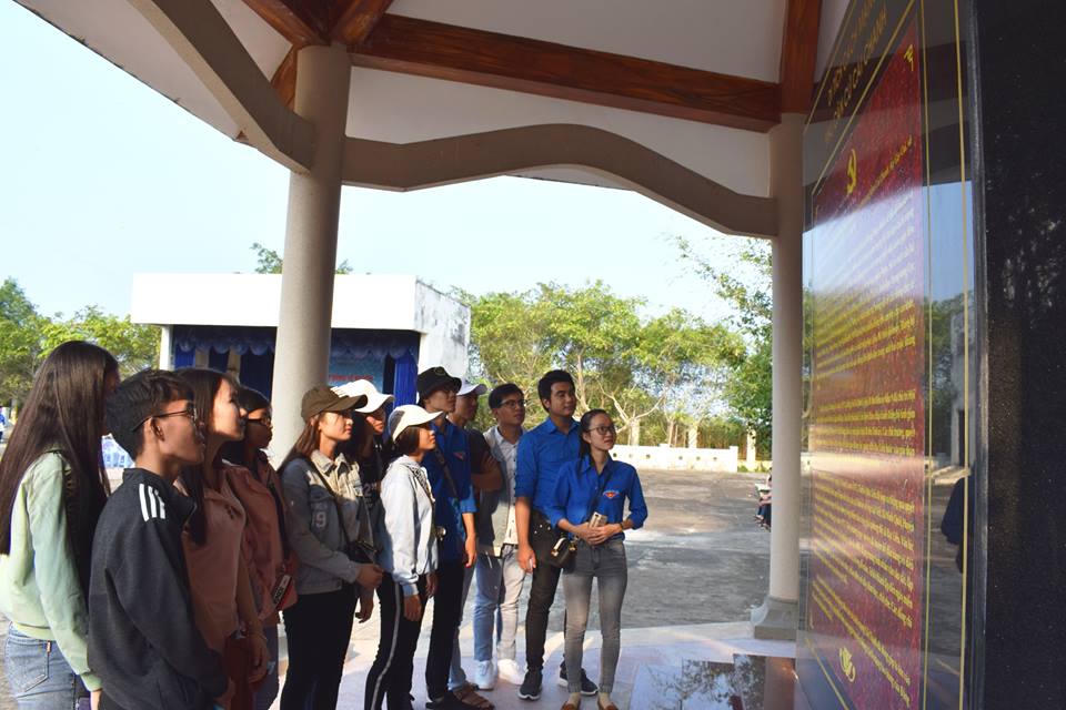 Đoàn viên - thanh niên tỉnh Bạc Liêu tham gia các hoạt động về nguồn