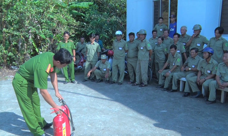 Huyện Phú Tân (An Giang): Phát huy hiệu quả mô hình dân cư an toàn phòng cháy, chữa cháy