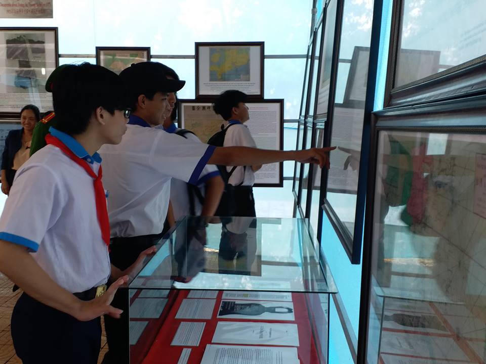 Cần đổi mới công tác giáo dục tình yêu biển đảo