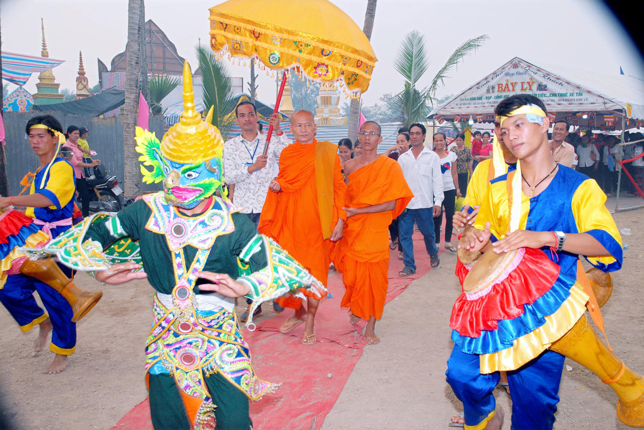 Họp mặt các vị sư sãi, cán bộ, chiến sỹ người Khmer trước thềm Tết Chôl Chnăm Thmây
