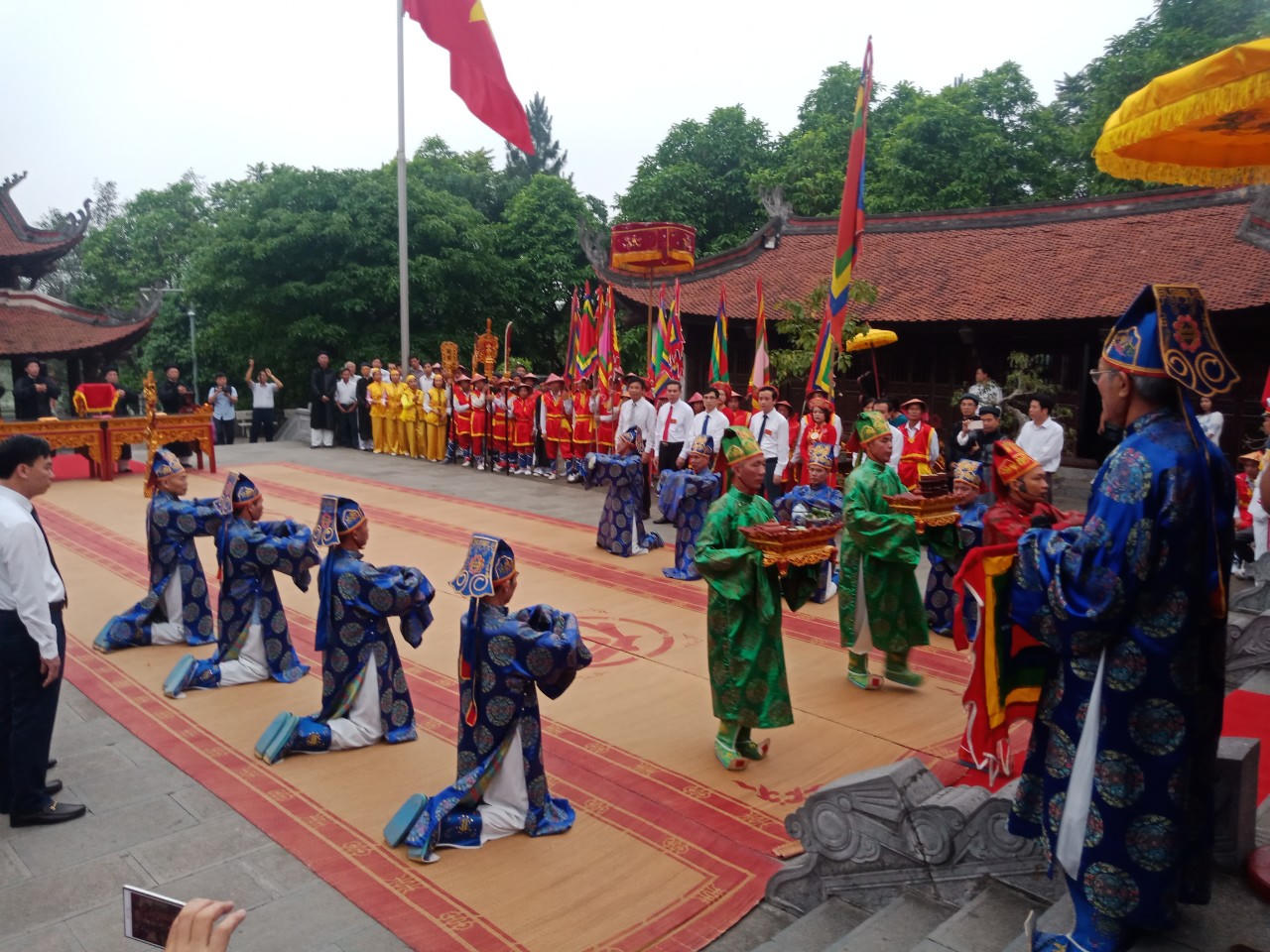 Báo Pháp luật Việt Nam dâng hương Giỗ Tổ Vua Hùng