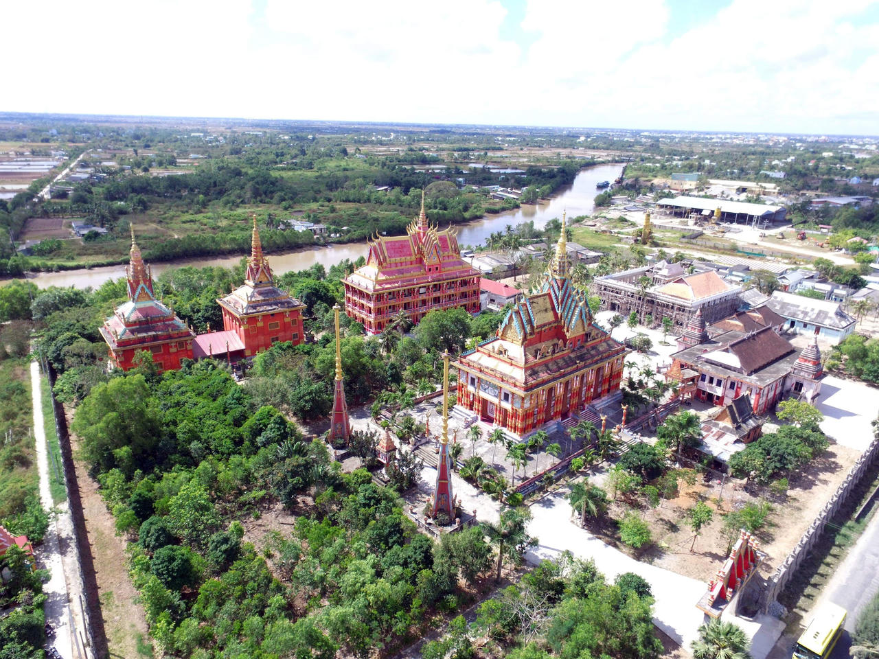 Họp mặt các vị sư sãi, cán bộ, chiến sỹ người Khmer trước thềm Tết Chôl Chnăm Thmây