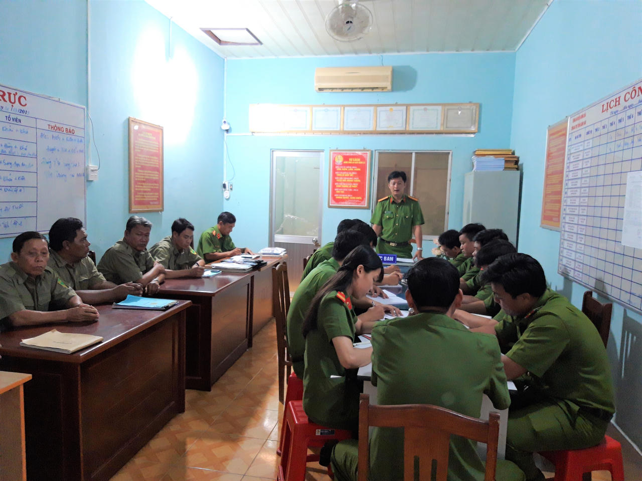 Thiếu tá Công an tiêu biểu học tập và làm theo lời Bác