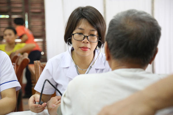 Phú Thọ: Khám bệnh, cấp phát thuốc miễn phí tri ân ngày Thương binh liệt sĩ 27/7