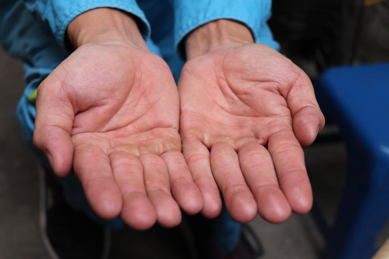 Tự hào gia đình ba đời gắn bó với nghề làm đẹp phố phường