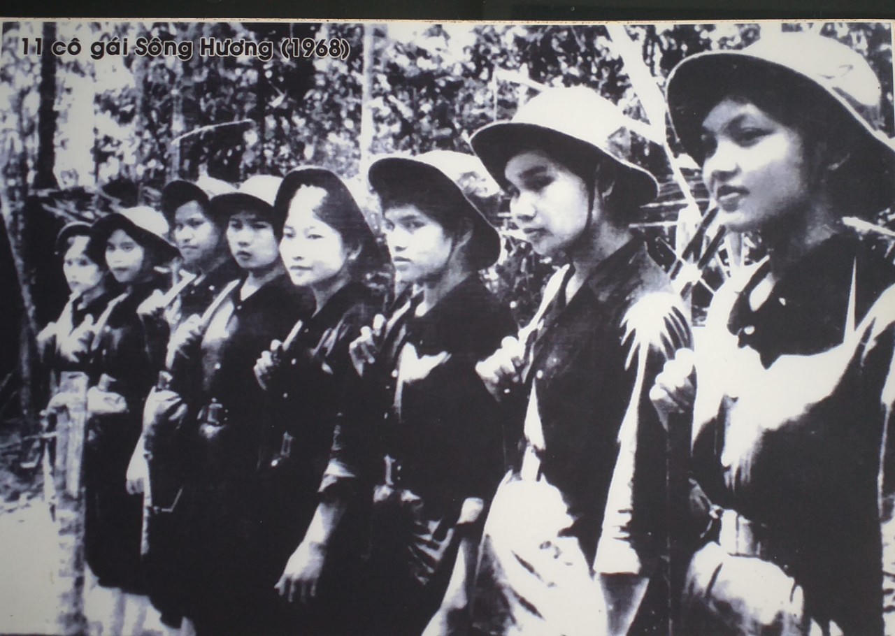 “Mùa xuân lịch sử” trong ký ức những cô gái huyền thoại sông Hương