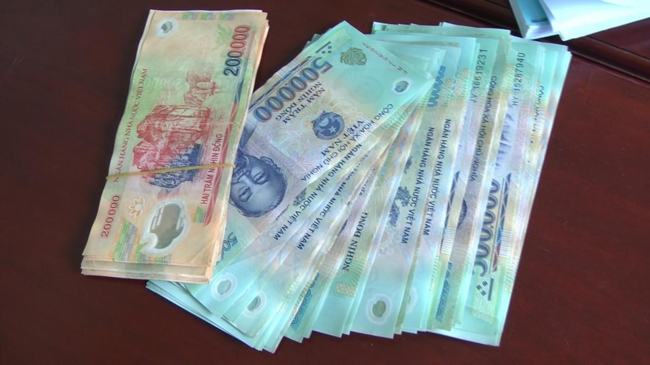 'Trộm nhí' đột nhập nhà hàng xóm lấy hàng chục triệu đồng 