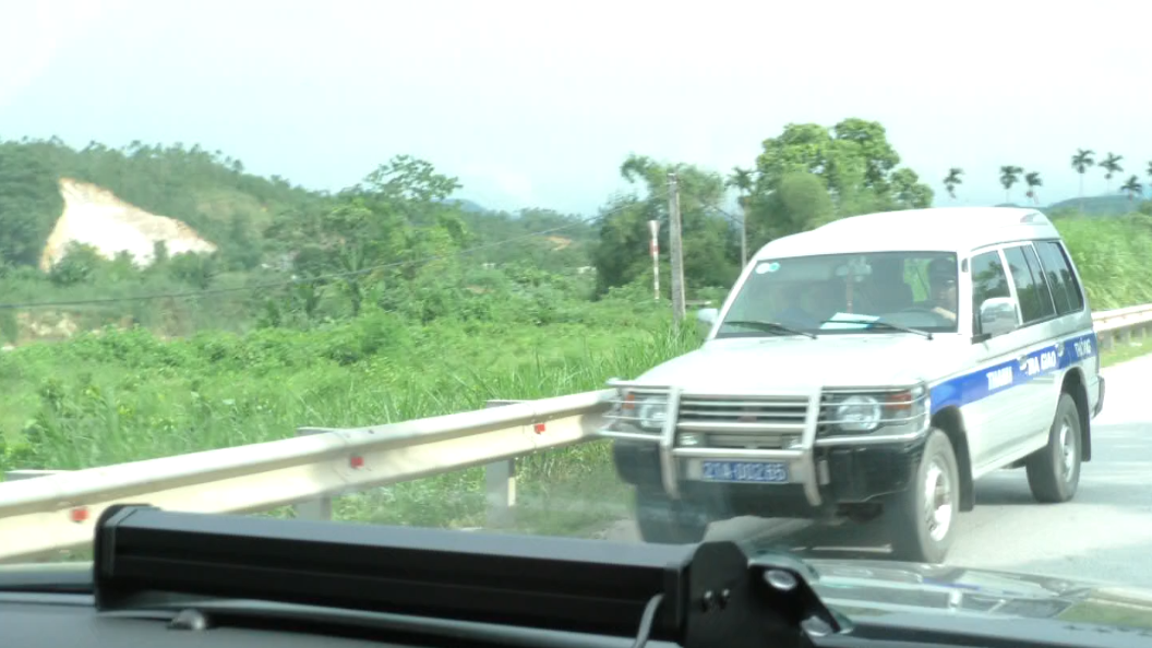 Yên Bái: 'Thế lực” nào bảo kê cho việc ngang nhiên khai thác cát trái phép?