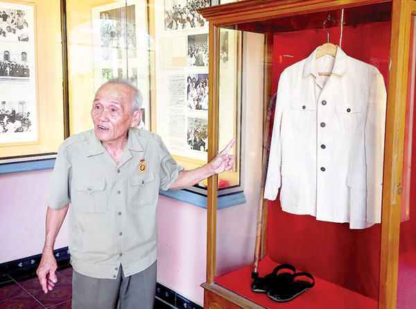 Khu tưởng niệm Bác Hồ của vị cựu binh già