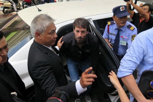 Hành trình từ vệ sĩ thành diễn viên nổi tiếng của Tùng Yuki