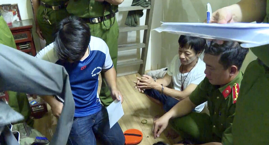 Bạc Liêu: Bắt quả tang nhiều thanh niên sử dụng ma túy trái phép