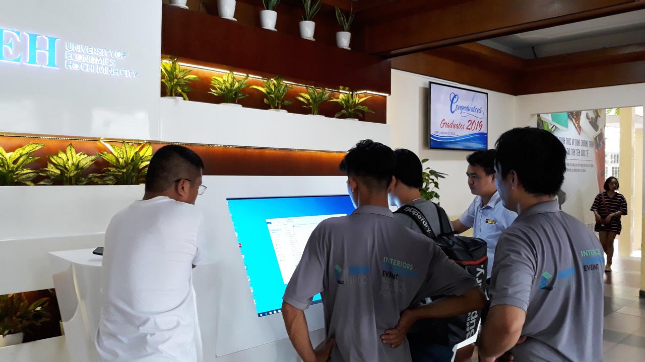 Đại Học Kinh tế TP HCM: Giải quyết nhu cầu tìm kiếm và truy cập thông tin của HS - SV bằng máy tra cứu thông tin công nghệ mới 