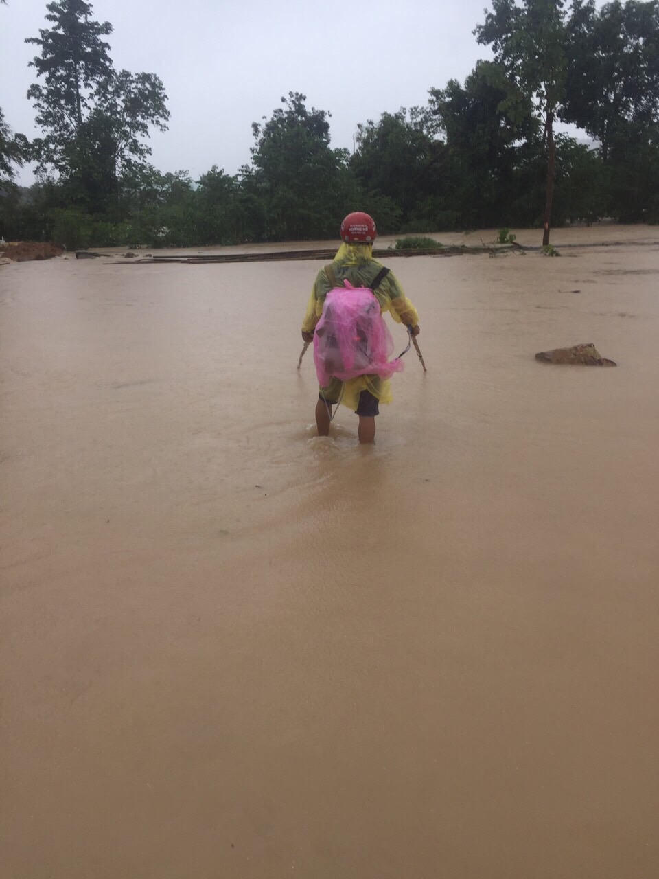 Phú Quốc căng mình trong trận ngập lịch sử 