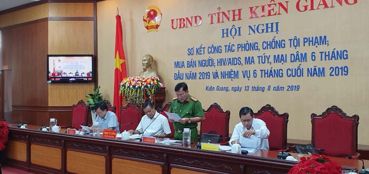 Kiên Giang: Tiếp tục mở các đợt cao điểm đấu tranh phòng chống tội phạm dịp cuối năm!