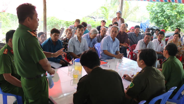 Công an U Minh Thượng họp dân thông báo đối tượng tung tin giả