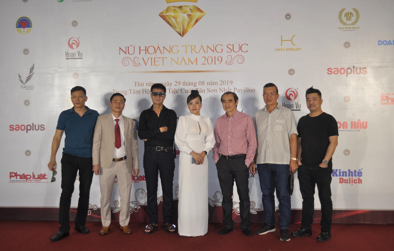 “Nữ hoàng Trang sức – Tinh hoa nghệ thuật kim hoàn”: Đẳng cấp mới, Sang trọng hơn! 