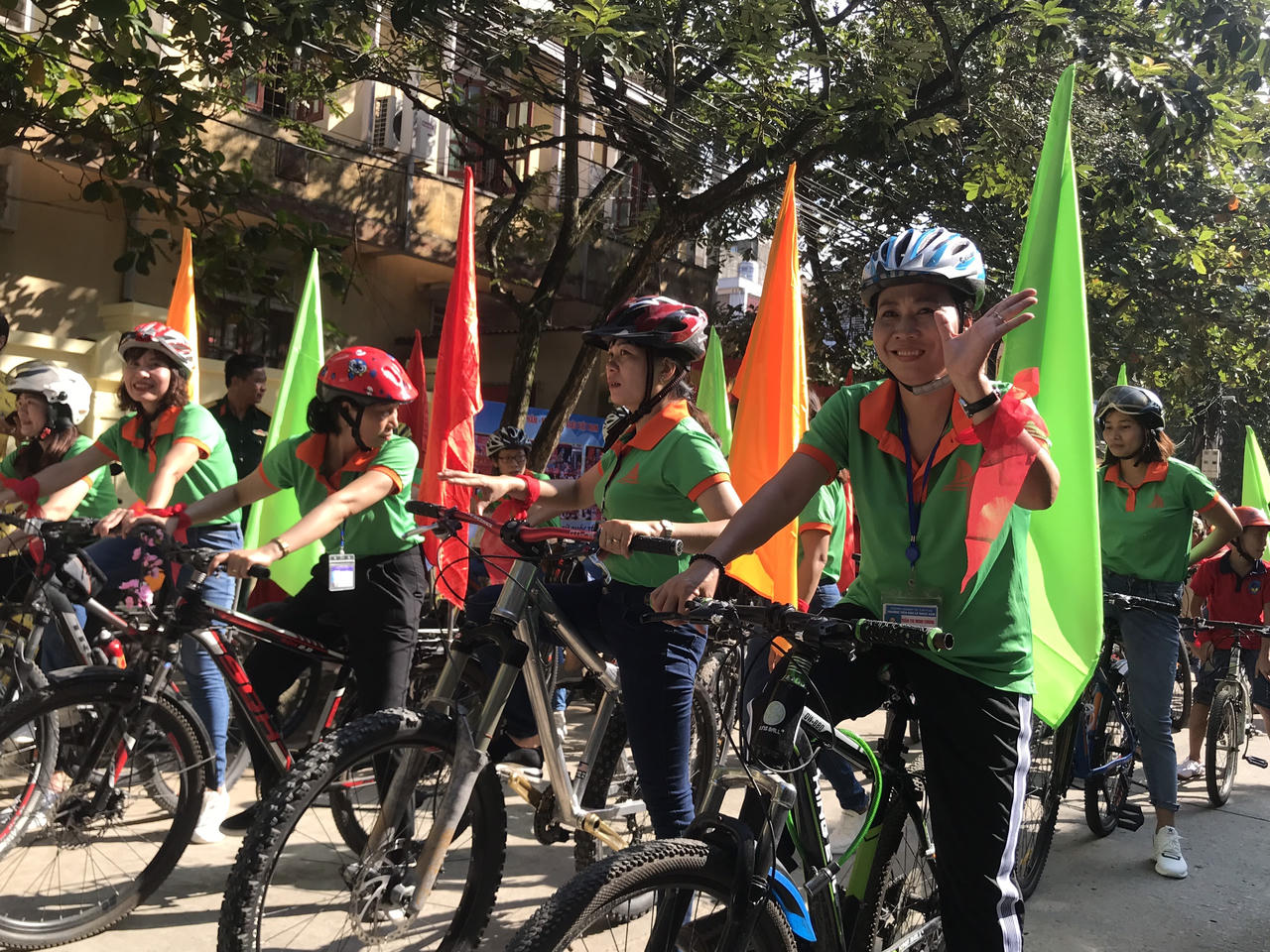 Các tỉnh miền Bắc tưng bừng khai giảng năm học mới