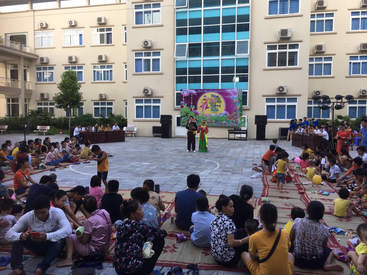 Báo Pháp luật Việt Nam tổ chức Trung thu cho các em nhỏ Lào Cai 