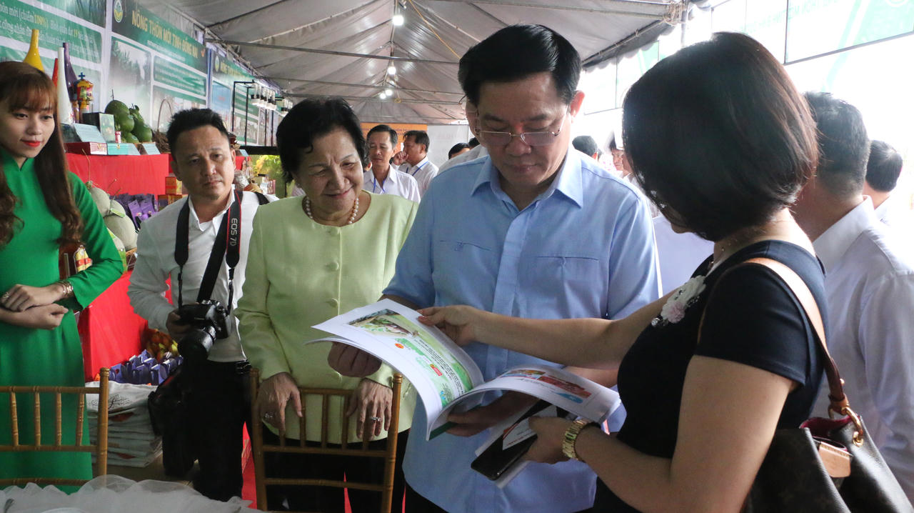 Đông Nam Bộ và ĐBSCL không được thỏa mãn với thành tích xây dựng nông thôn mới  